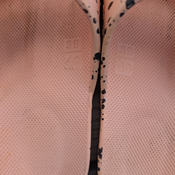 Freedom Moses Angie Pink with splatters
size 39/40 - Picture 4 of 4